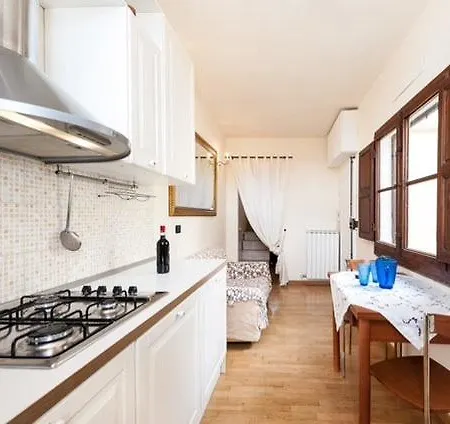 Beautiful Penthouse-suite Florence